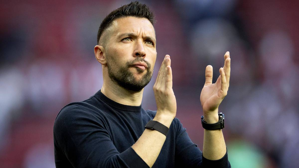 Ajax powrócił do Ligi Mistrzów, a potem stracił trenera. "Mamy różne wizje"
