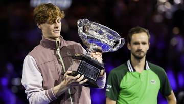 Genialny powrót Jannika Sinnera! Prawie czterogodzinny finał Australian Open