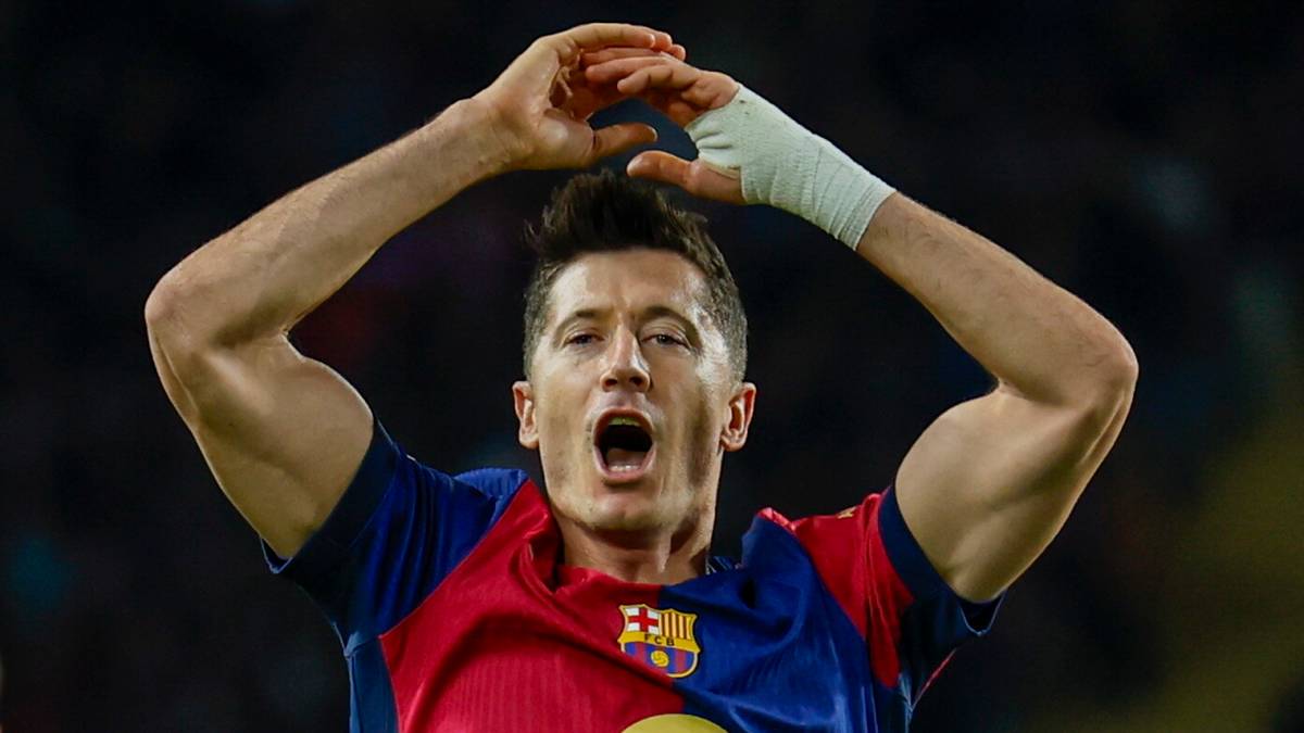 Roman Kosecki w Cafe Futbol: Lewandowski powinien dostać "Złotą Piłkę" za zasługi